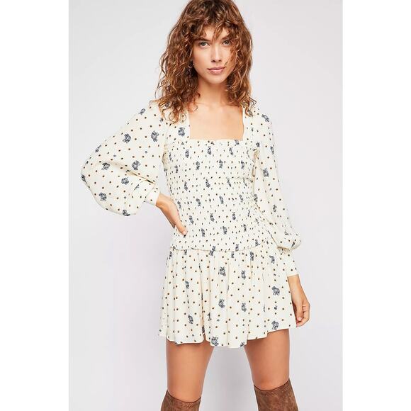 Free People Two Faces Mini Dress Size Large Smocked Boho Artsy chic Floral - Picture 1 of 14
